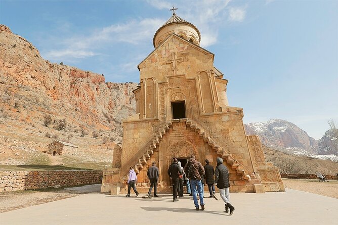 4 Days Armenia Package with Accommodation, Tours and Transfers - What this four-day Armenia package actually gives you