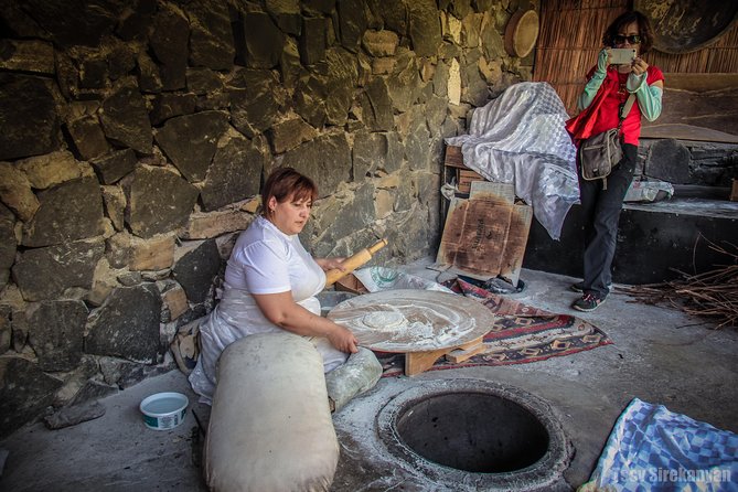 5 Days Armenia Package with Accommodation, Tours and Transfers - What this five-day Armenia package really offers