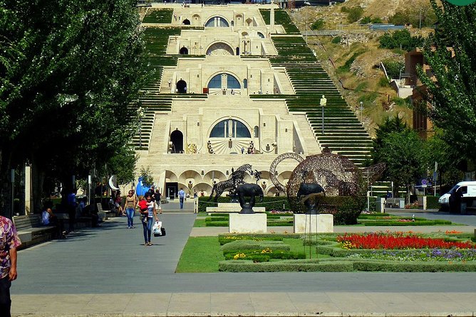 Amazing Yerevan - The Cascade: architecture, stairs, and art