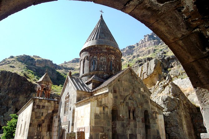 Daily jeep tour to Garni gorge and Geghama mountains - Who will enjoy this jeep tour?