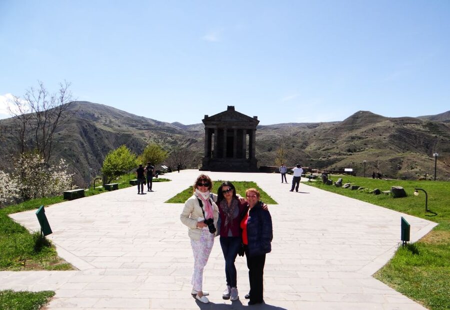 From Yerevan: 4.5-Hour Garni-Geghard Tour - Geghard’s churches carved into stone