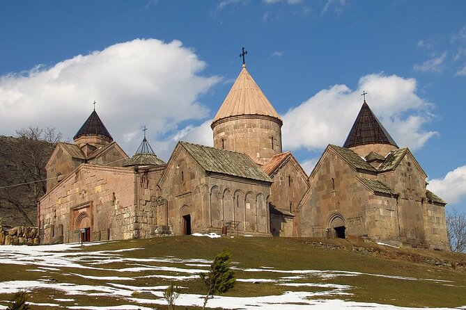 From Yerevan:Sevan, Dilijan, Haghartsin, Goshavank, Lake Parz - Goshavank and the art of the khachkar