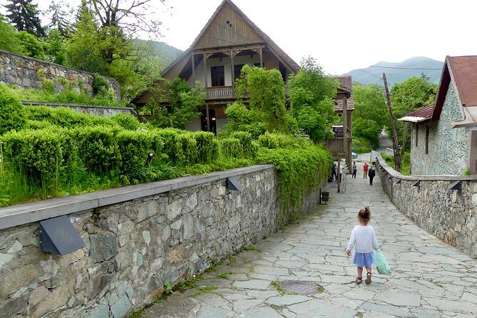Group Tour: Dilijan, Lake Parz, Makaravank Monastery, winery - My call: good value with clear limits