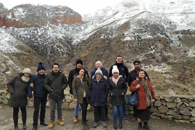 Group tour: Khor Virap, Noravank, Areni Winery and Cave - Lunch and wine at Hin Areni Winery