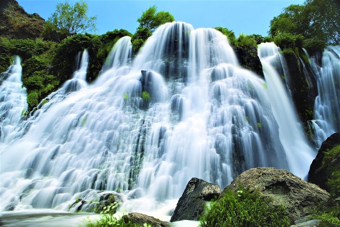 Group Tour: Shaki waterfall, Tatev monastery & ropeway, Hin Areni winery - Why Tatev makes this long day worthwhile