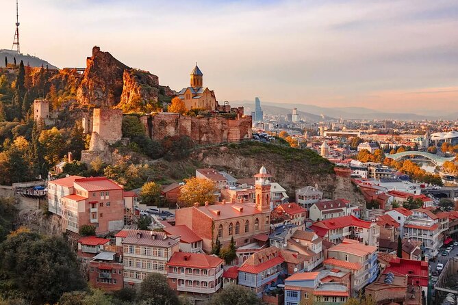 Join in group tour-transfer from Yerevan to Tbilisi or vice versa - A cross-border transfer that earns its ten hours