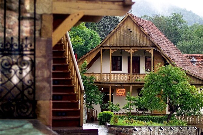 Join in group tour-transfer from Yerevan to Tbilisi or vice versa - The vehicle, driver, and group setup
