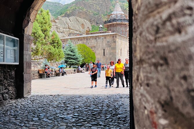 Khor Virap, Garni, Geghard,Azat Reservoir Highlights:Private tour - The guide question matters more than the WiFi