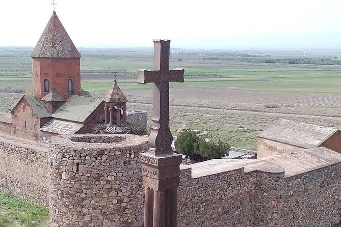 Khor Virap - Arriving at the monastery and mountain viewpoint