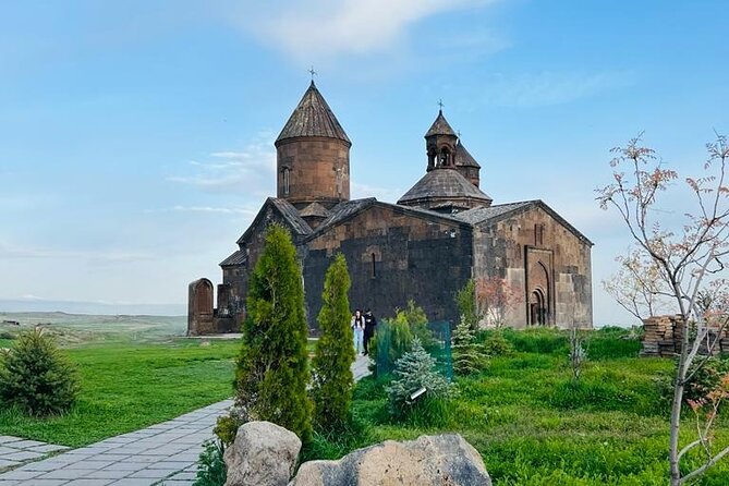 Mount Aragats,Amberd Fortress,Alphabet Monument, Saghmosavank - Amberd Fortress, a mountain stronghold