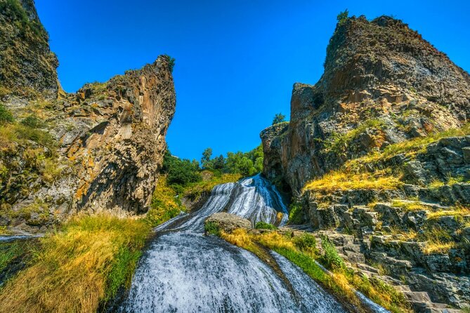 Private tour Jermuk, waterfall, Tatev Monastery and TaTev Ropeway - The road to Tatev and the Wings of Tatev