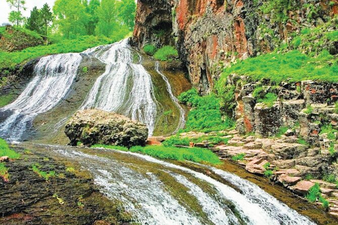 Private tour Jermuk, waterfall, Tatev Monastery and TaTev Ropeway - Price, meals, and what you still pay for