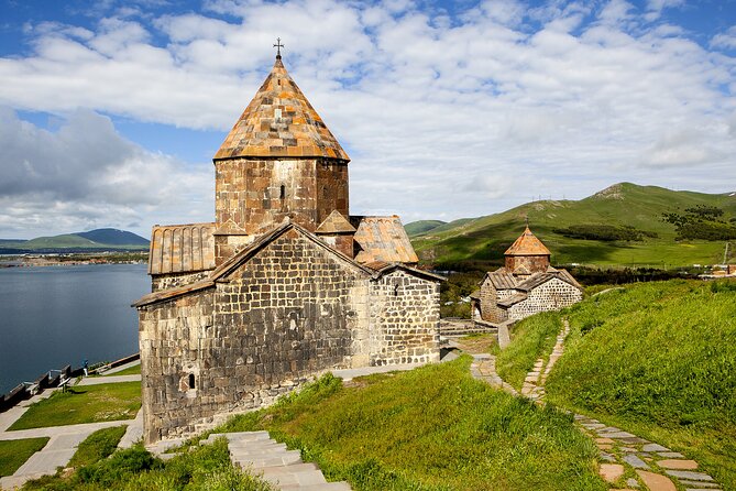 Private Tour: Lake Sevan, Sevanavank - The drive from Yerevan and what private transport adds