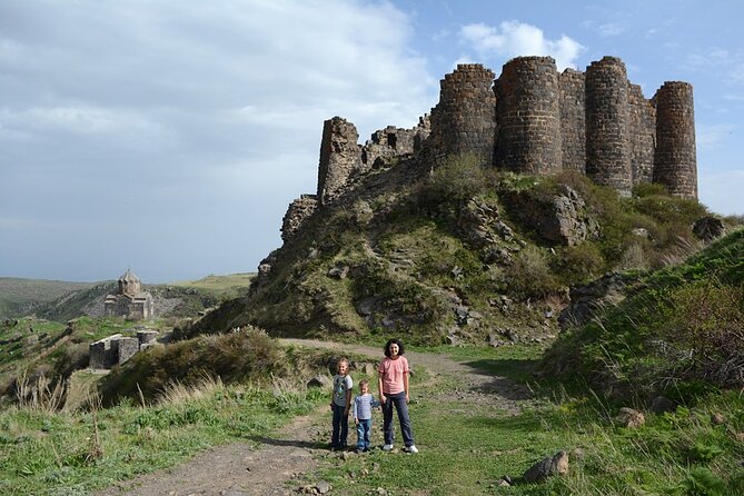 PRIVATE TOUR: Saghmosavank , Alphabet monument, Amberd fortress - What the private vehicle adds