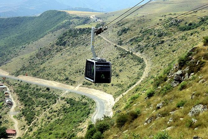 Private Tour to Areni winery, Tatev (ropeway), Khndzoresk (cave city) - Old Khndzoresk and its man-carved caves