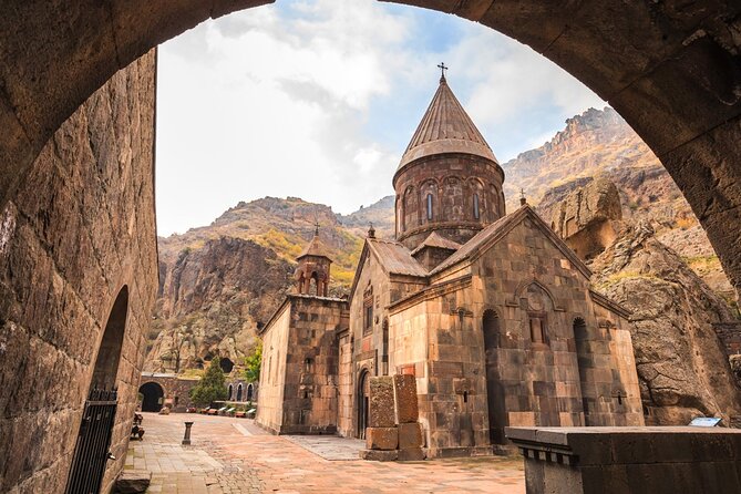 Private Tour to Garni Temple, Geghard Monastery, Echmiadzin Cathedral, Zvartnots - What the private car changes