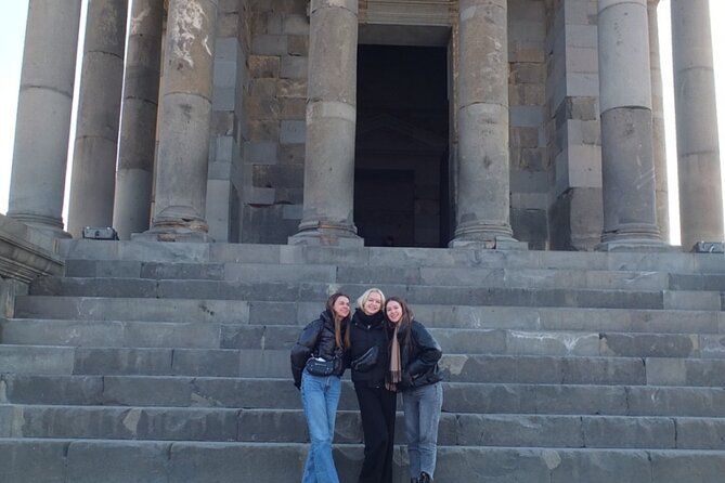 Private tour to Garni temple, Geghard Monastery, Symphony of Stones - Guides, drivers, and the private-tour advantage