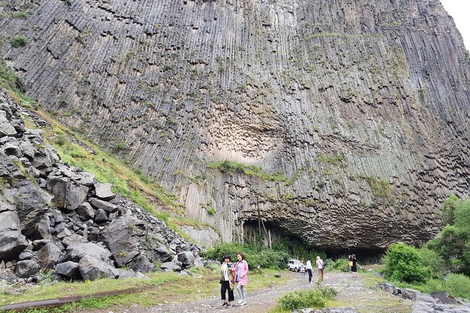 Private tour to Garni Temple, Geghard Monastery (UNESCO) & Symphony of Stones - What the guide adds to the day