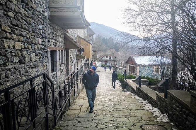 Private Transfer & Tour from Tbilisi to Yerevan or Yerevan to Tbilisi - Why the SUV and private format matter