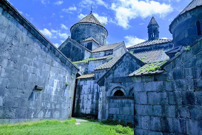 Private Transfer & Tour from Tbilisi to Yerevan or Yerevan to Tbilisi - Akhtala’s unusual frescoes