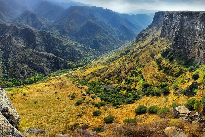 Scenic Trail Rides - Walking to the Monastery of Bardzrakash St. Gregory