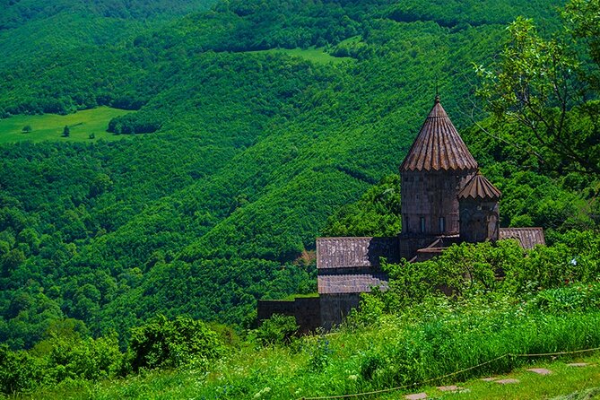 Tatev & Shaki Waterfall Guided Group Tour with Wine Tasting - Areni wine tasting in Armenia’s wine country