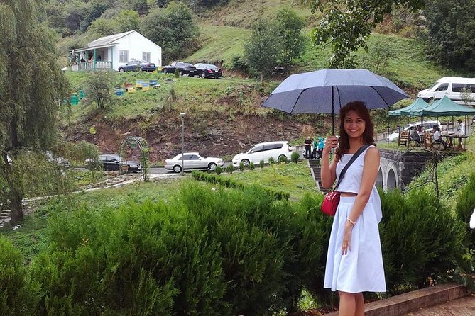 Transfer from Yerevan to Tbilisi with 2 sightseeing stops - The Armenia to Georgia border crossing