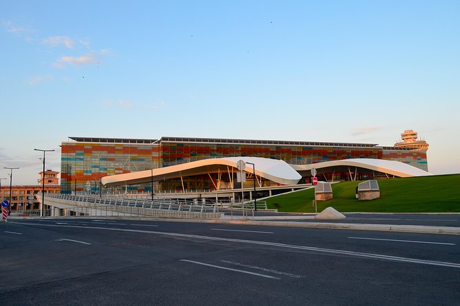 Yerevan Airport Transfer - Finding the driver after landing